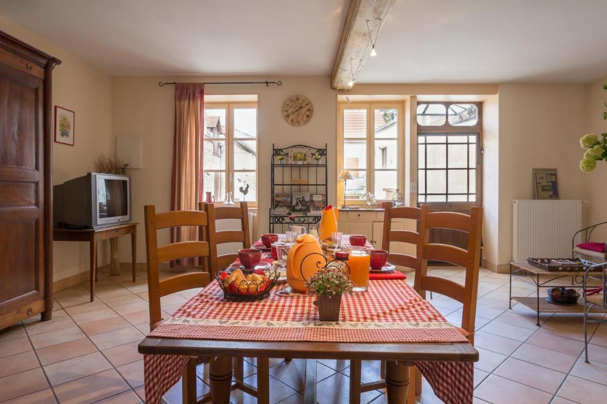 Logis De L'Orme Bed and Breakfast La Rochepot Buitenkant foto